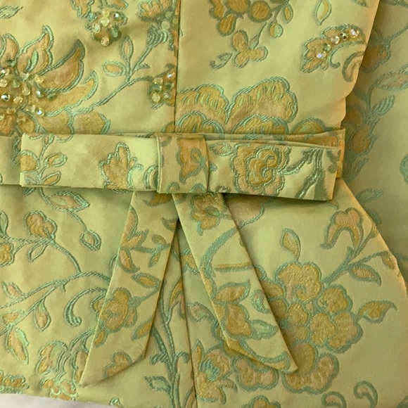 DAVID MEISTER size 2 chartreuse green embroidered dress in excellent condition - Picture 6 of 8